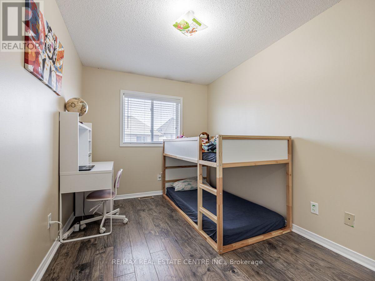 Upper - 140 Cadillac Crescent, Brampton, Ontario  L7A 3B4 - Photo 21 - W13696030