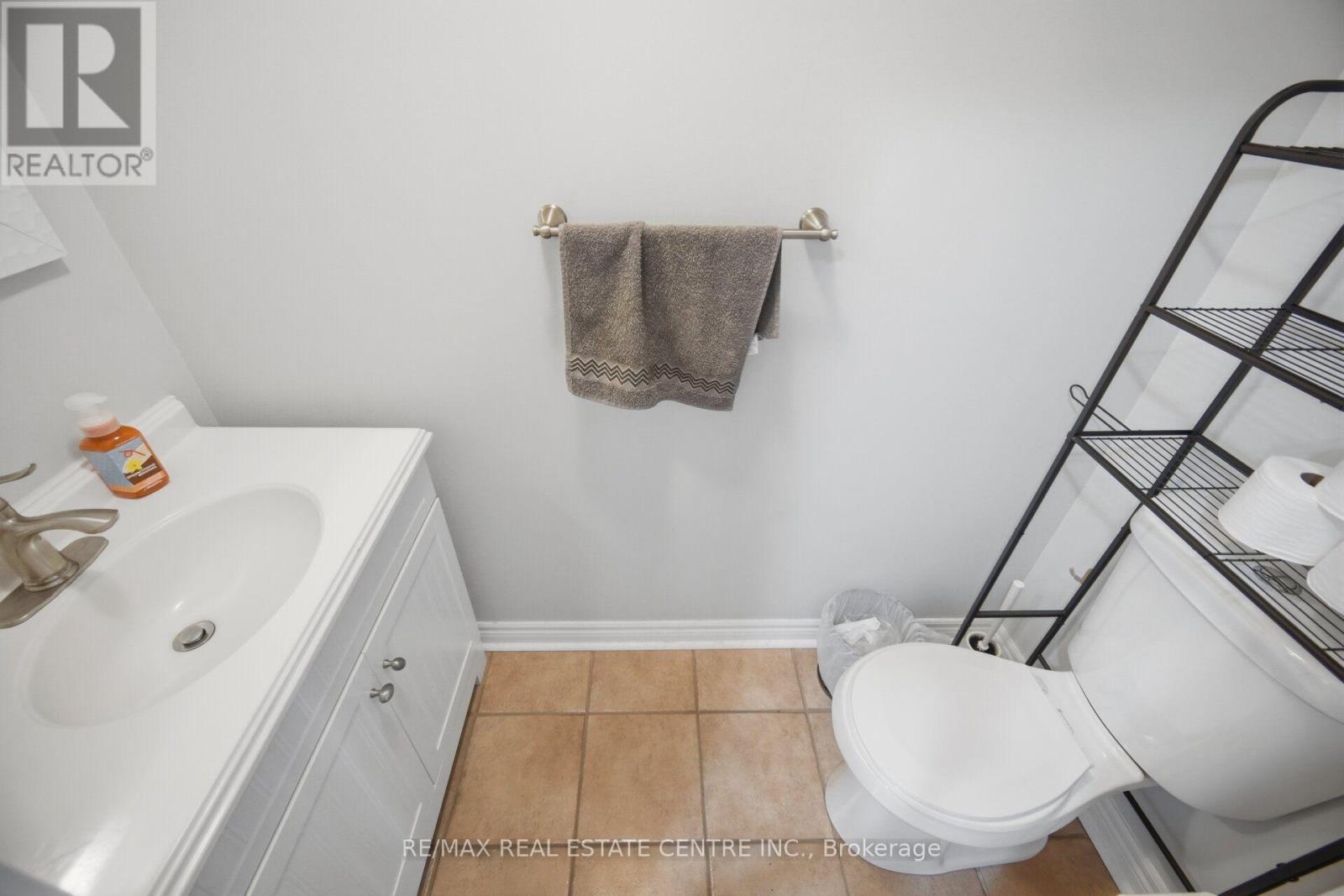 65 Coolspring Crescent, Caledon, Ontario  L7E 1W7 - Photo 14 - W13696122