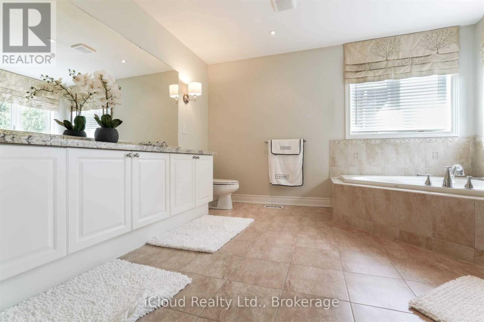 2343 North Ridge Trail, Oakville, Ontario  L6H 0A8 - Photo 22 - W13696128