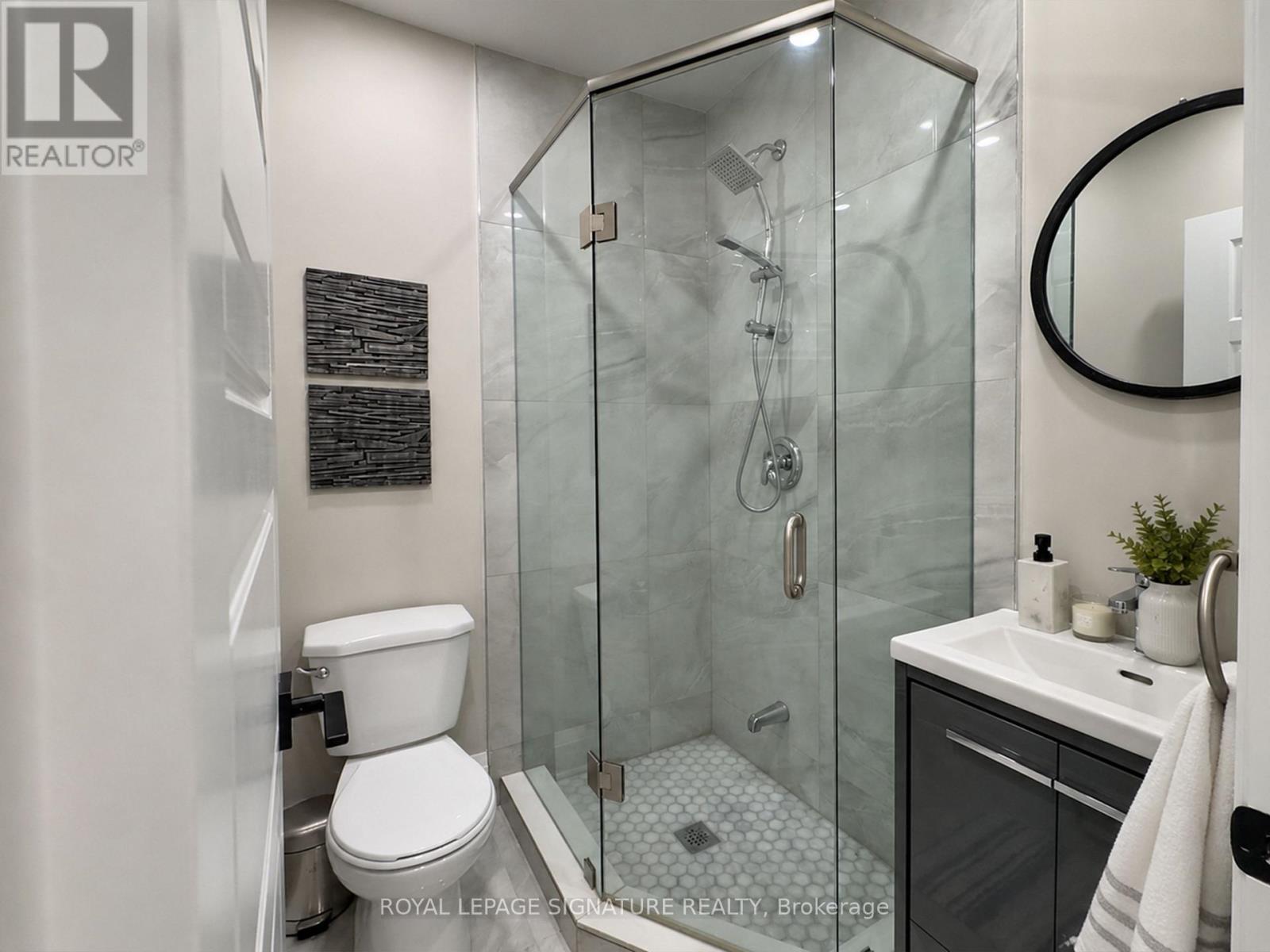 920 Fourth Street, Mississauga, Ontario L5E 1J6 - Photo 32 - W13696152