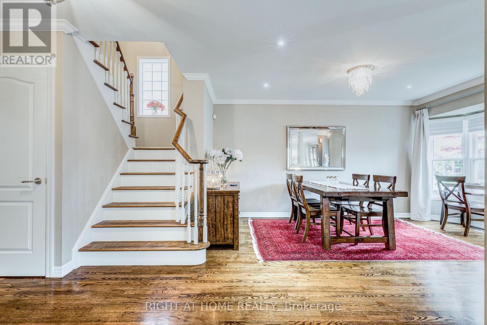 241 Lexington Road, Oakville, Ontario  L6H 6L5 - Photo 11 - W13696182