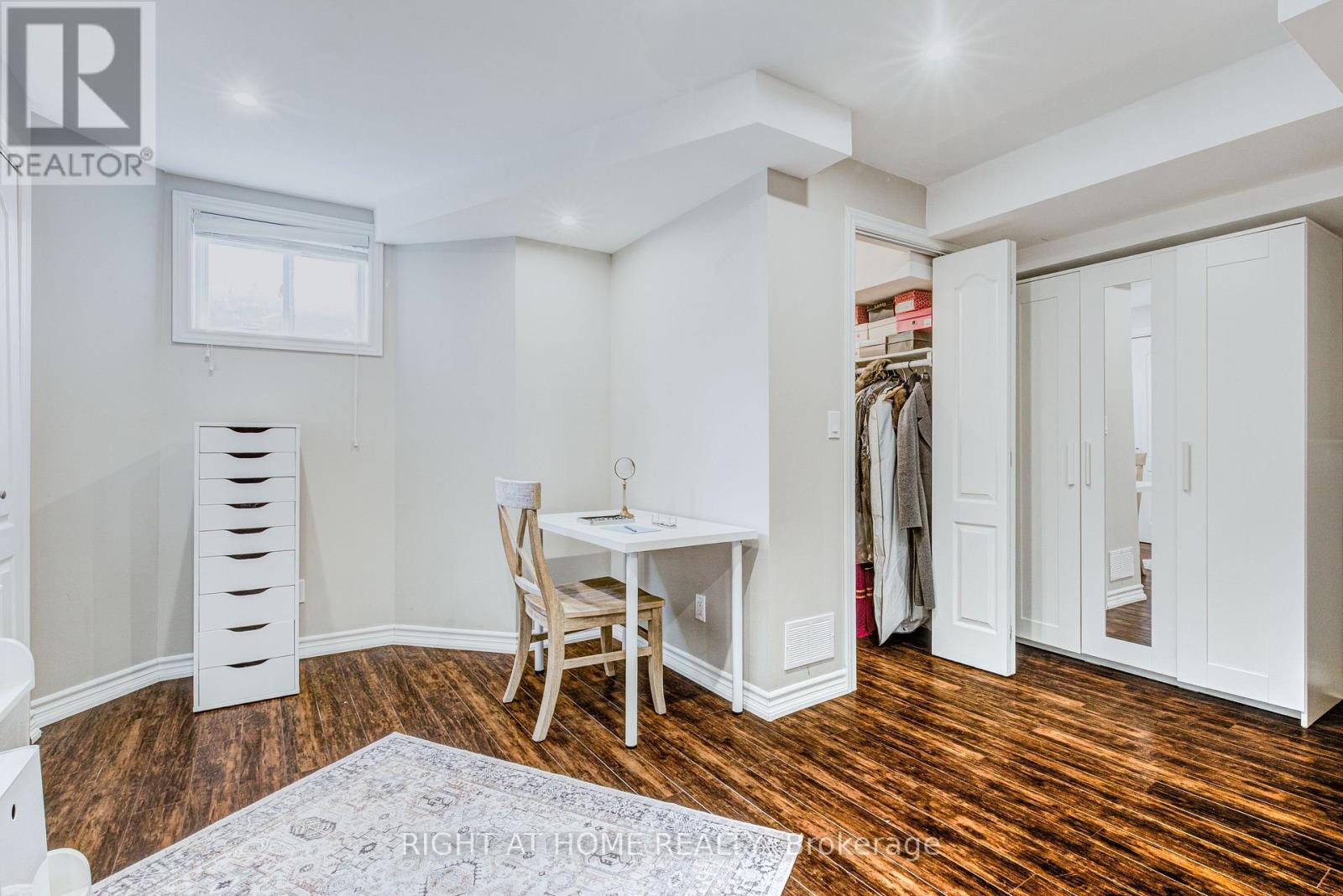 241 Lexington Road, Oakville, Ontario  L6H 6L5 - Photo 24 - W13696182