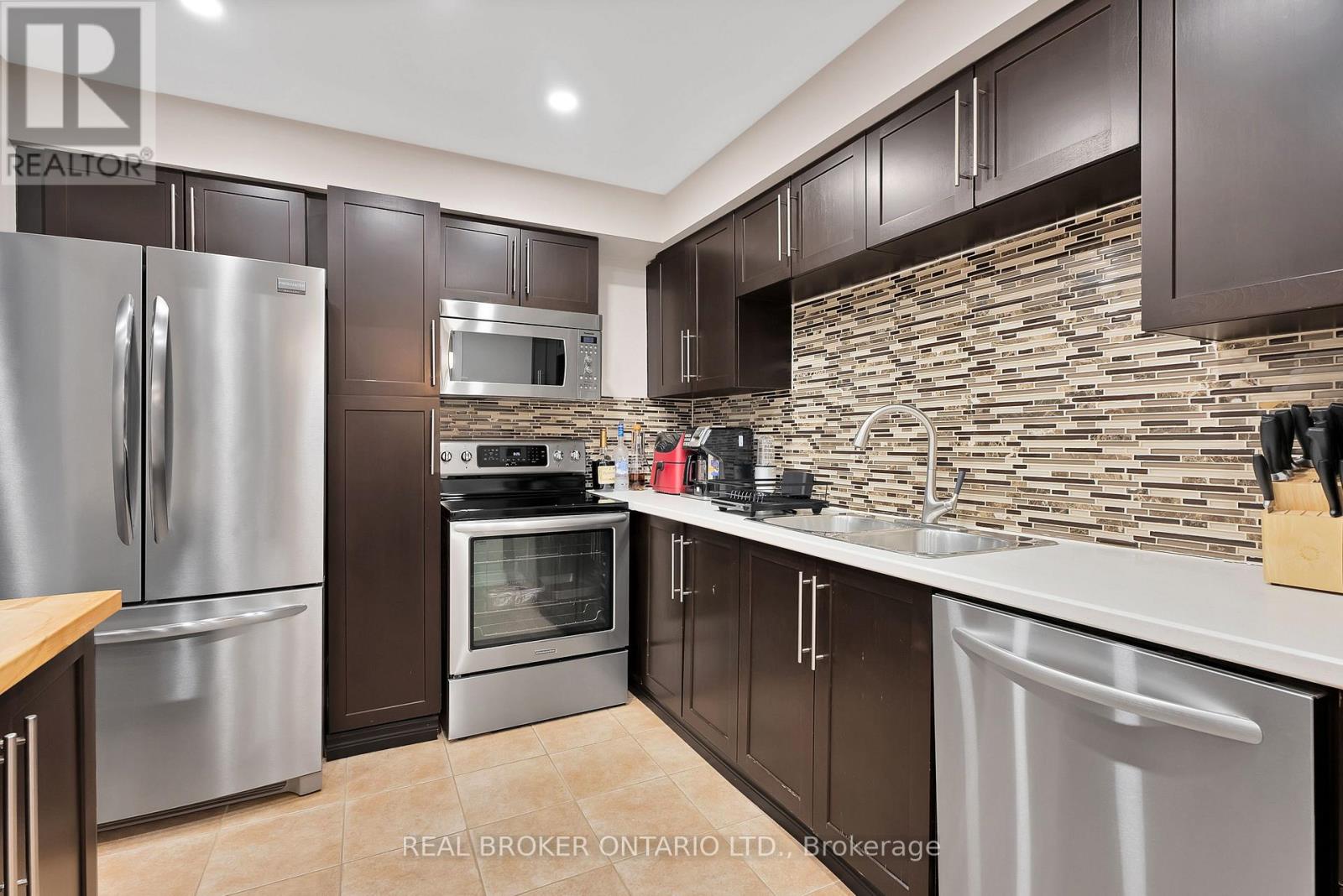 152 - 7360 Zinnia Place, Mississauga, Ontario  L5W 2A5 - Photo 6 - W13696192