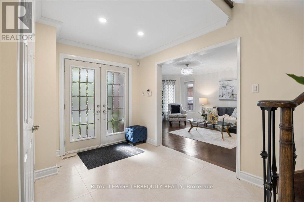 1207 Dogwood Crescent, Oakville, Ontario  L6J 7J2 - Photo 11 - W13696222