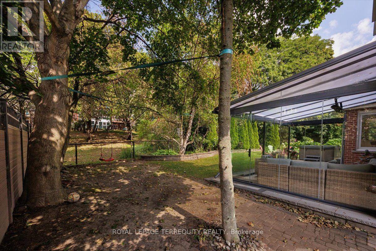 1207 Dogwood Crescent, Oakville, Ontario  L6J 7J2 - Photo 48 - W13696222