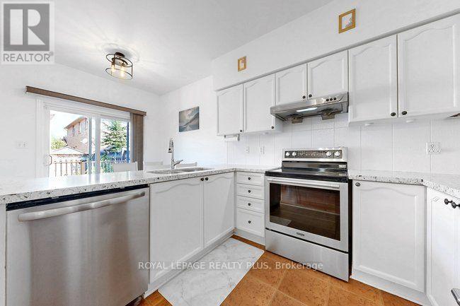 3621 Bala Drive, Mississauga, Ontario  L5M 7N2 - Photo 19 - W13696274