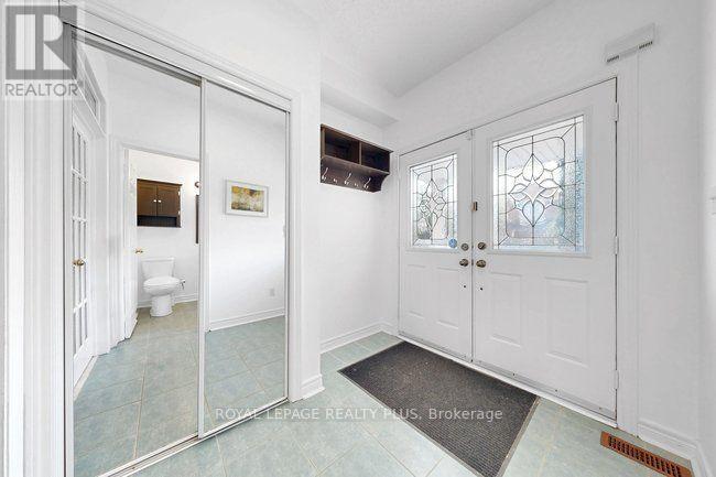 3621 Bala Drive, Mississauga, Ontario  L5M 7N2 - Photo 6 - W13696274
