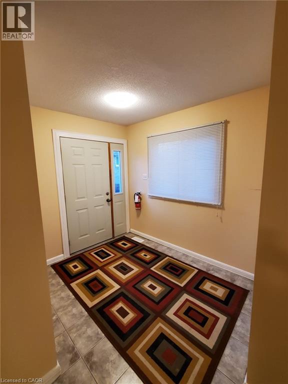 225 Shakespeare Drive Unit# 9, Waterloo, Ontario  N2L 2T5 - Photo 12 - 40857270
