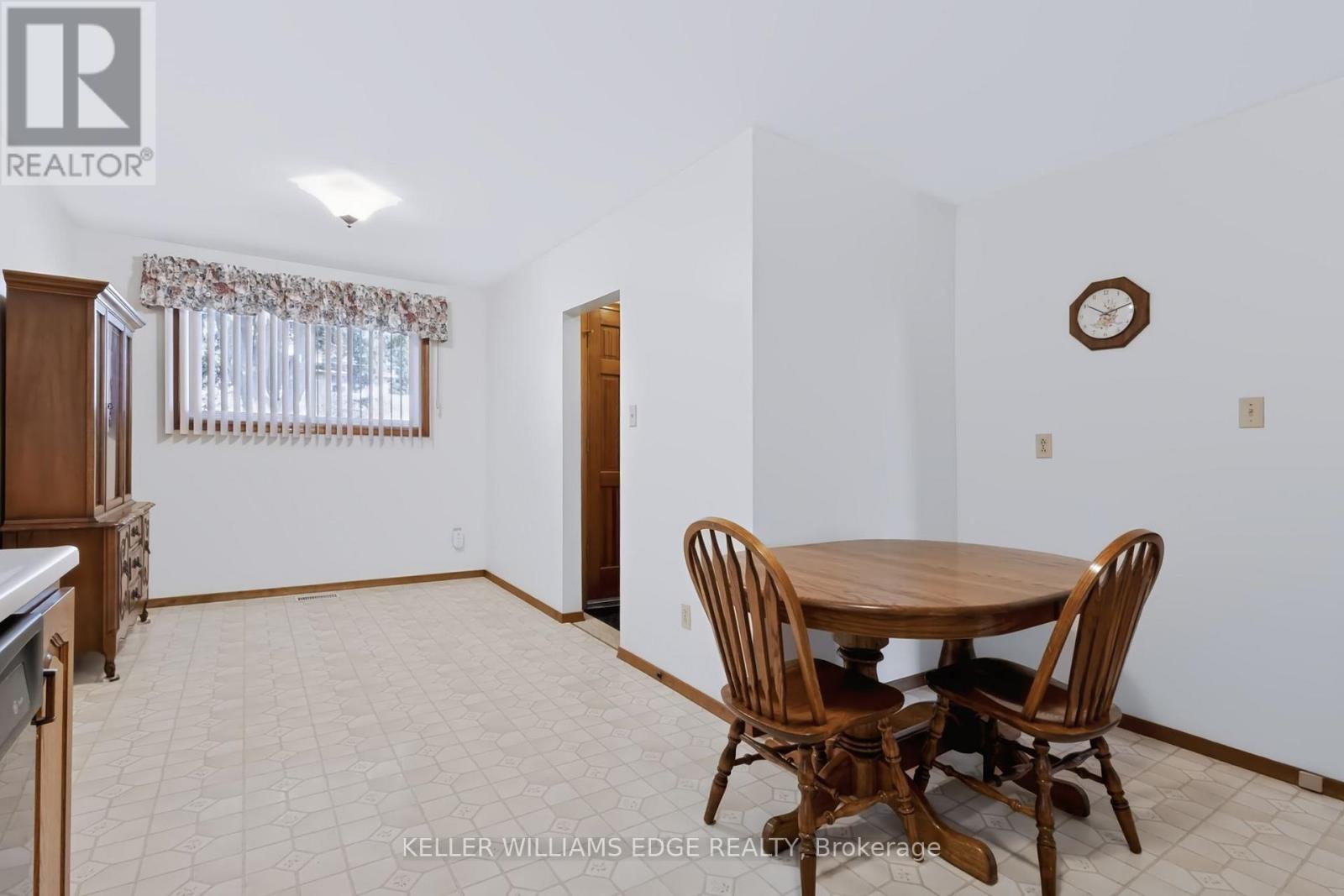 35 Burrwood Drive, Hamilton, Ontario  L9C 3S9 - Photo 12 - X13696046