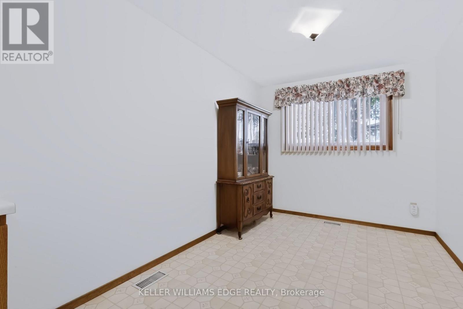 35 Burrwood Drive, Hamilton, Ontario  L9C 3S9 - Photo 14 - X13696046