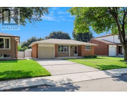 35 BURRWOOD DRIVE, Hamilton, Ontario