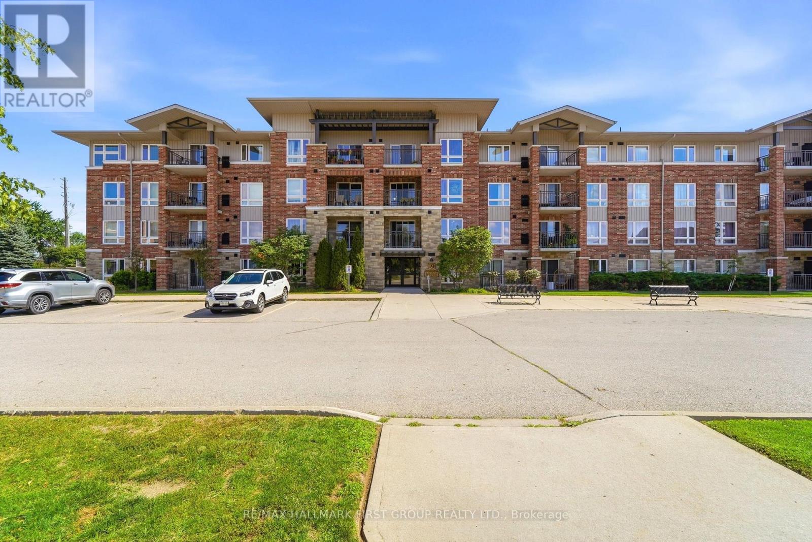 403 - 19 WATERFORD DRIVE, Guelph, Ontario
