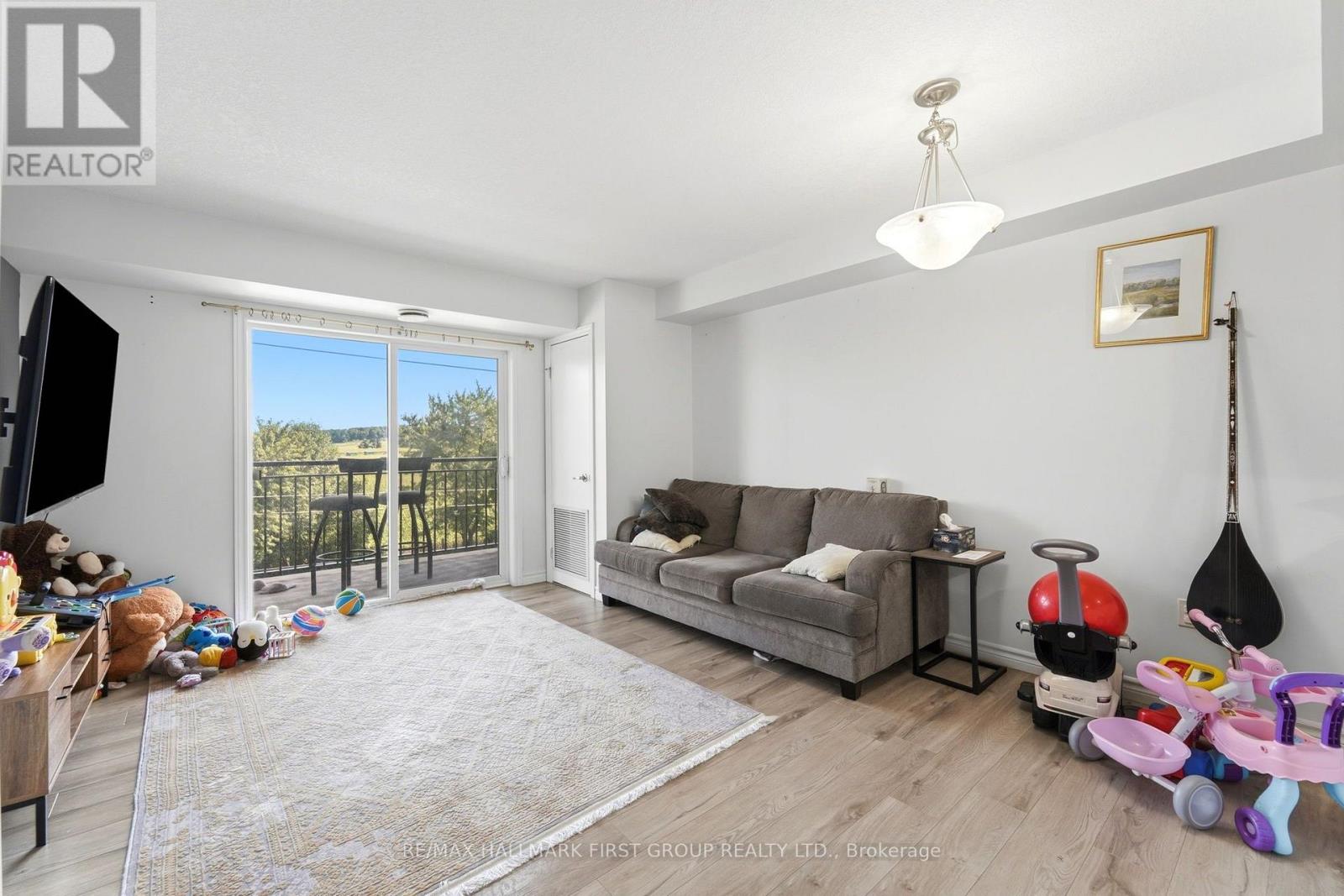 403 - 19 Waterford Drive, Guelph, Ontario  N1L 0J1 - Photo 8 - X13696112