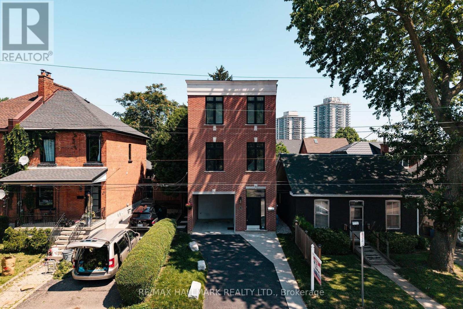 53 Wood Street E, Hamilton, Ontario  L8L 3Y2 - Photo 2 - X13696118