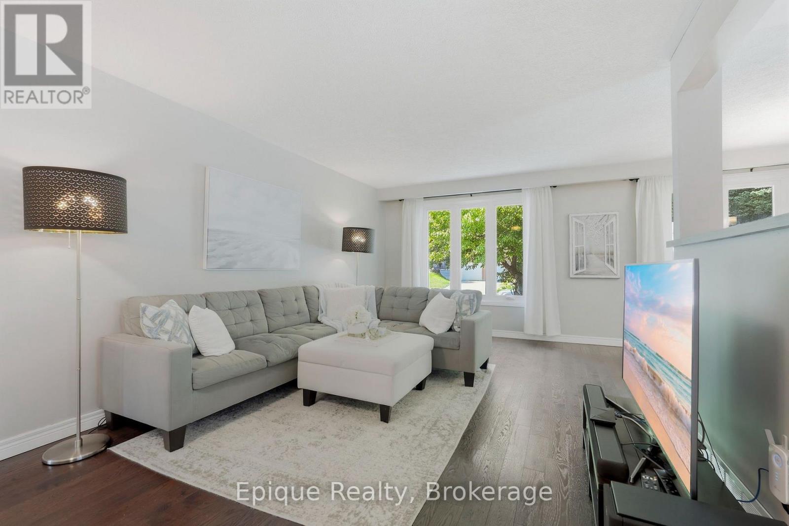 24 Brae Crest Drive, Hamilton, Ontario  L8G 3A6 - Photo 5 - X13696204