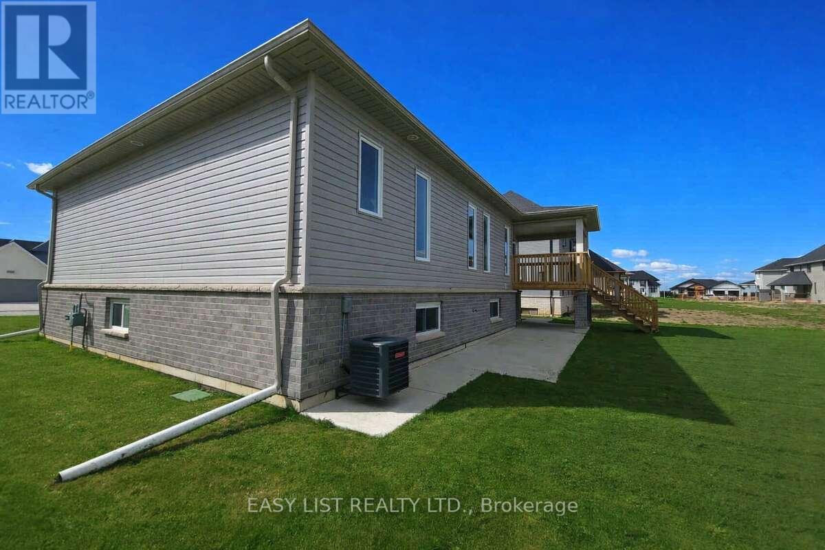 4403 Belmont Avenue, Lakeshore, Ontario  N0P 1J0 - Photo 46 - X13696218