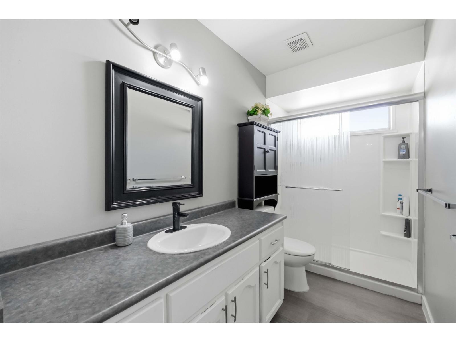 10220 146 Street, Surrey, British Columbia  V3R 3S9 - Photo 13 - R3157489