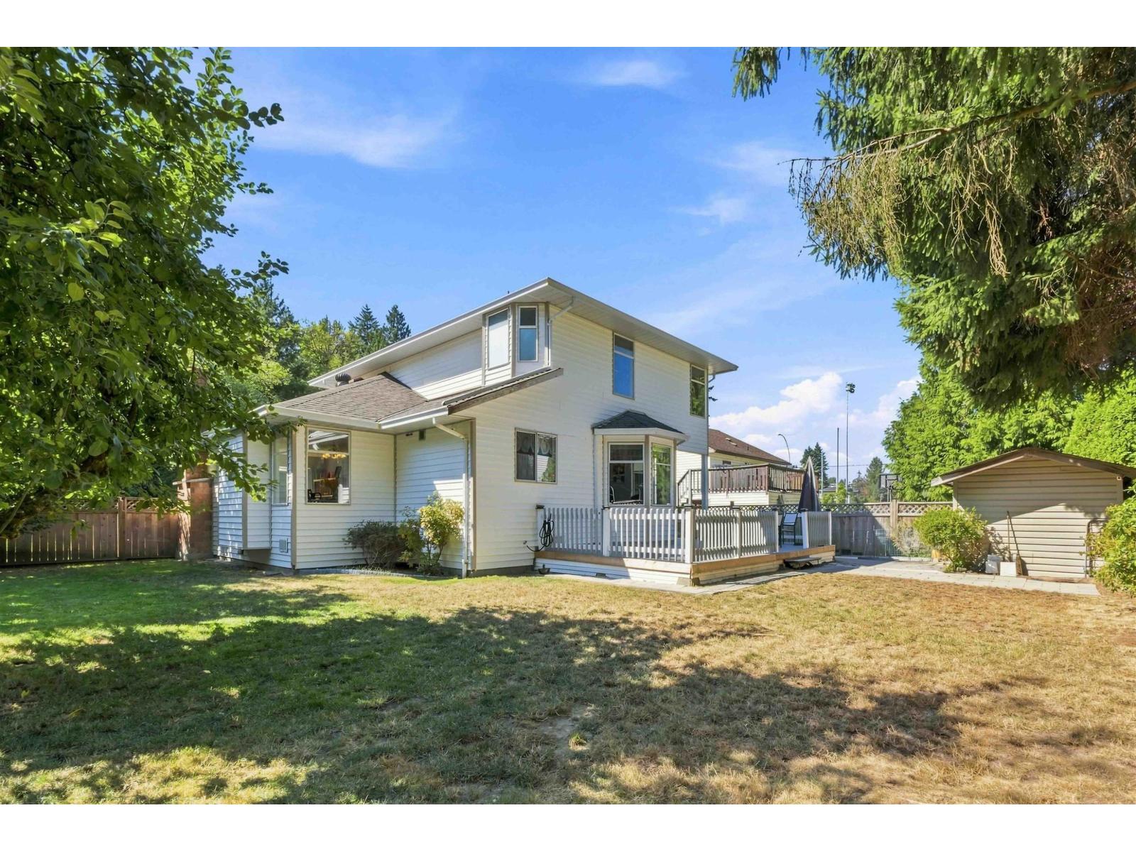 10220 146 Street, Surrey, British Columbia  V3R 3S9 - Photo 4 - R3157489
