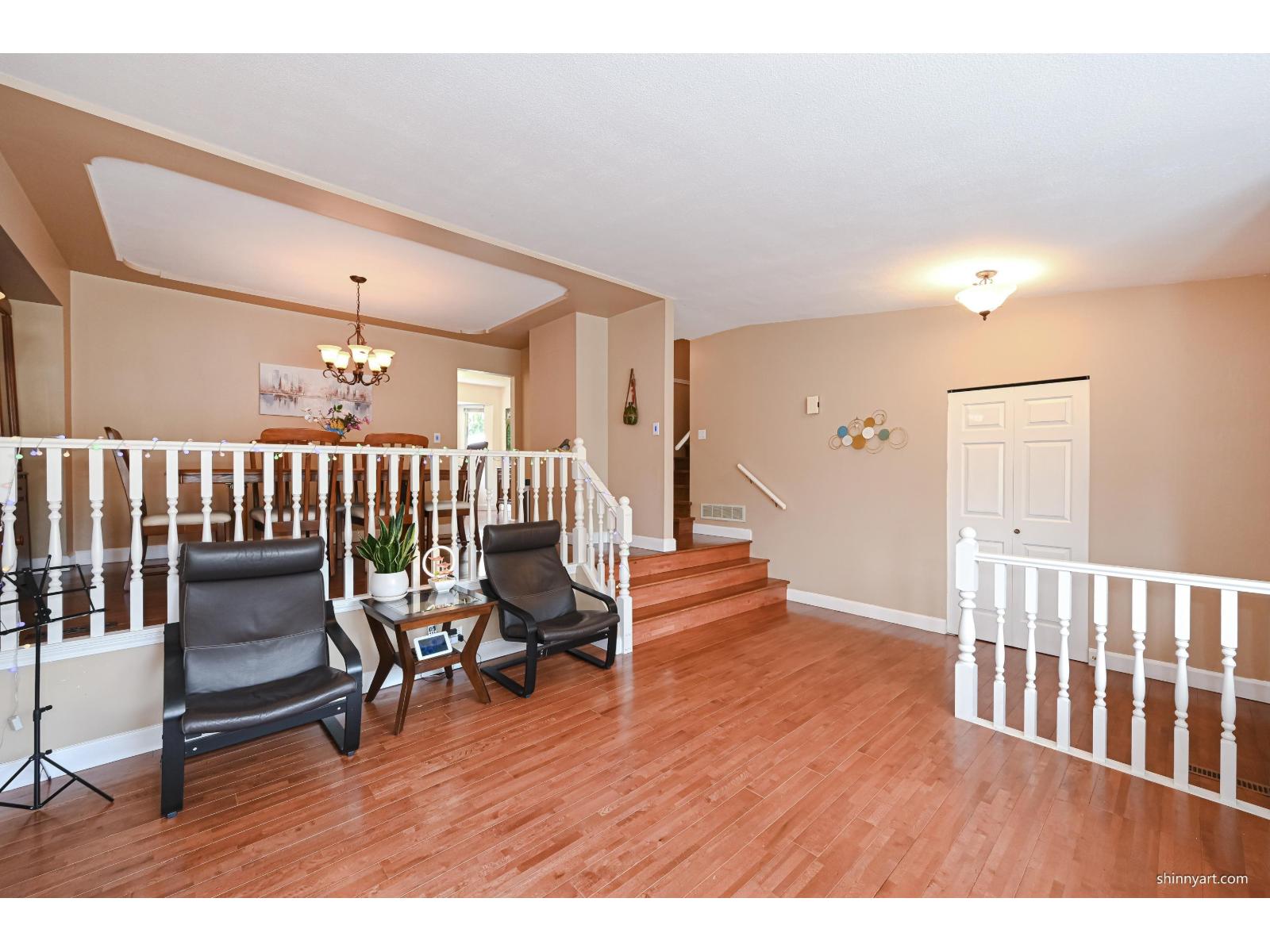 14961 86a Avenue, Surrey, British Columbia  V3S 7E8 - Photo 4 - R3157277