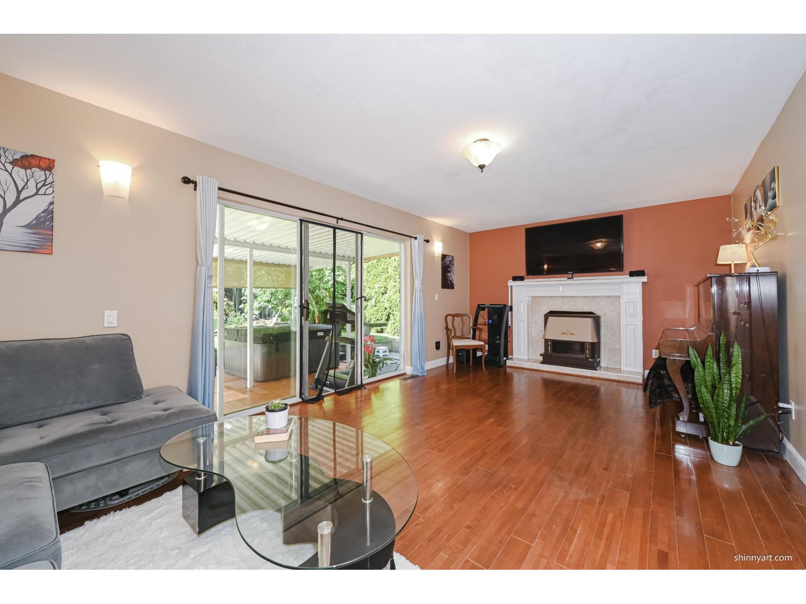 14961 86a Avenue, Surrey, British Columbia  V3S 7E8 - Photo 11 - R3157277