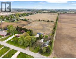 864 MCNAUGHTON AVENUE East, Chatham, Ontario