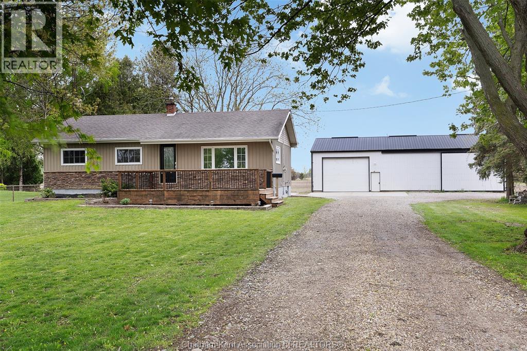 MLS# 26020304: 864 MCNAUGHTON AVENUE East, Chatham, Canada