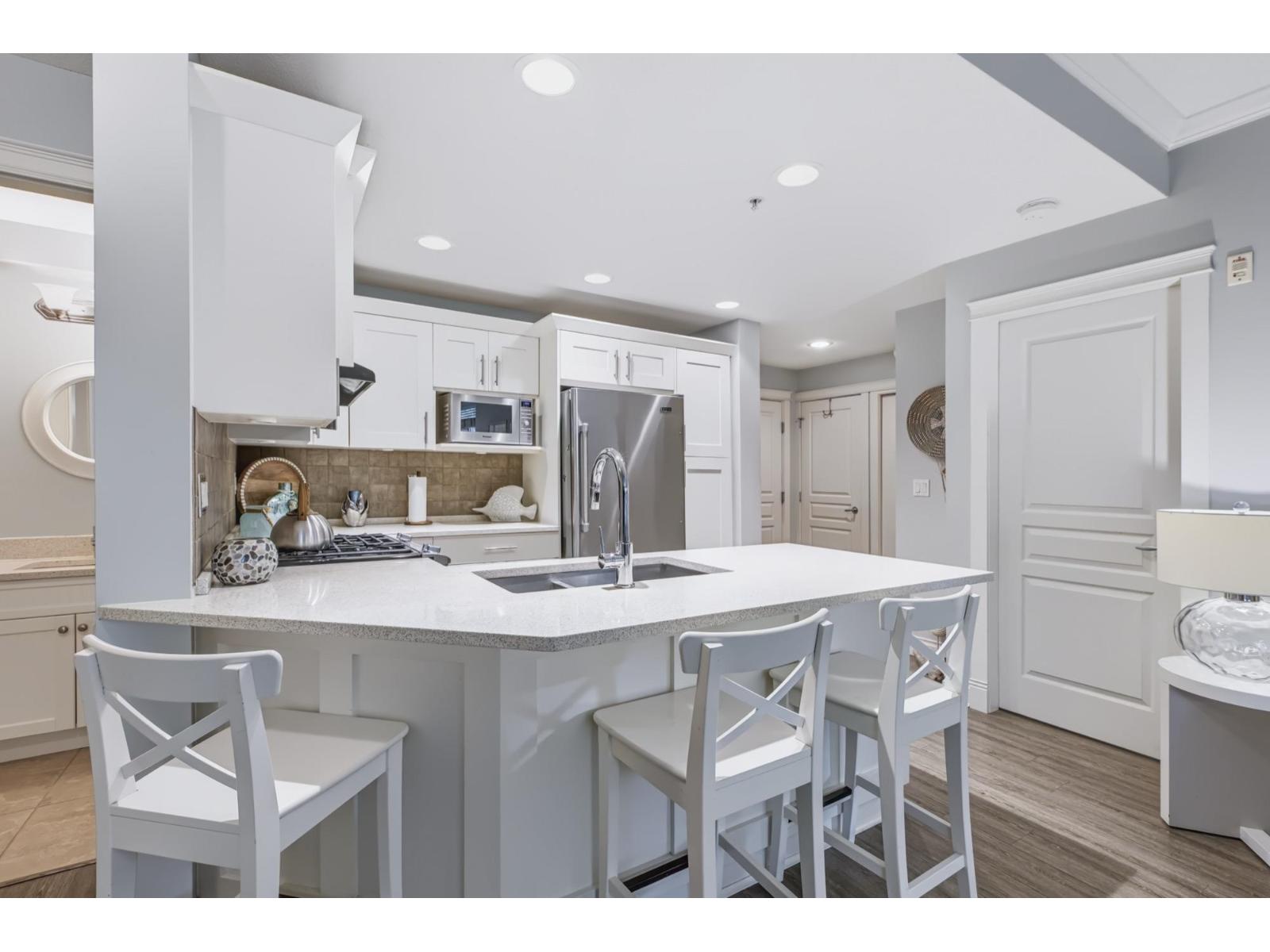 110 15357 17a Avenue, Surrey, British Columbia  V4A 1V4 - Photo 8 - R3157045