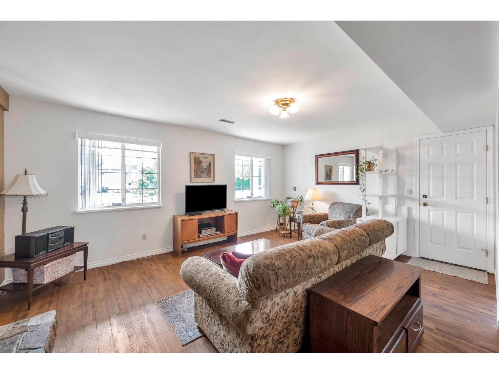 9275 155 Street, Surrey, British Columbia  V3R 9B3 - Photo 19 - R3157096