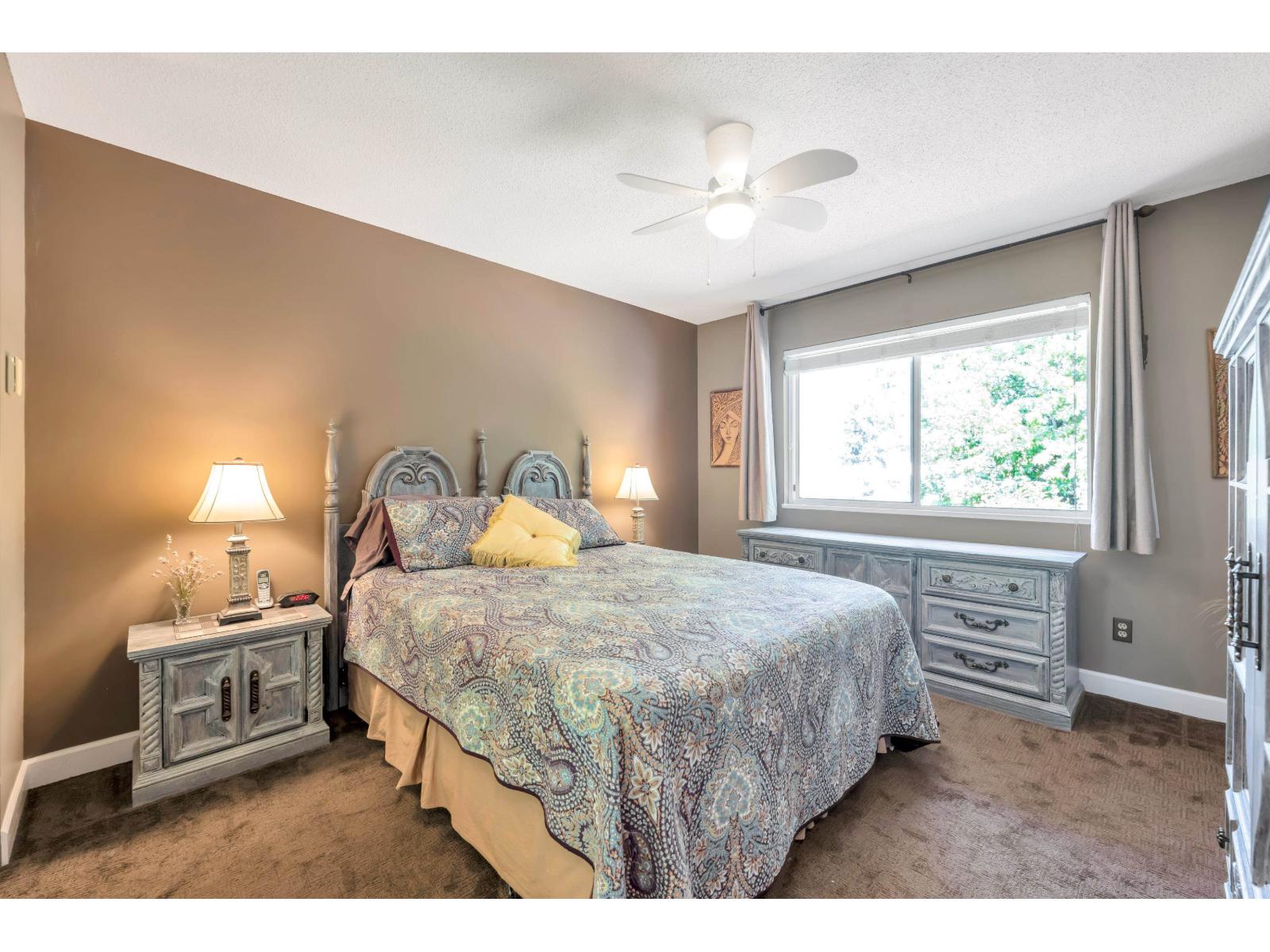 9275 155 Street, Surrey, British Columbia  V3R 9B3 - Photo 12 - R3157096