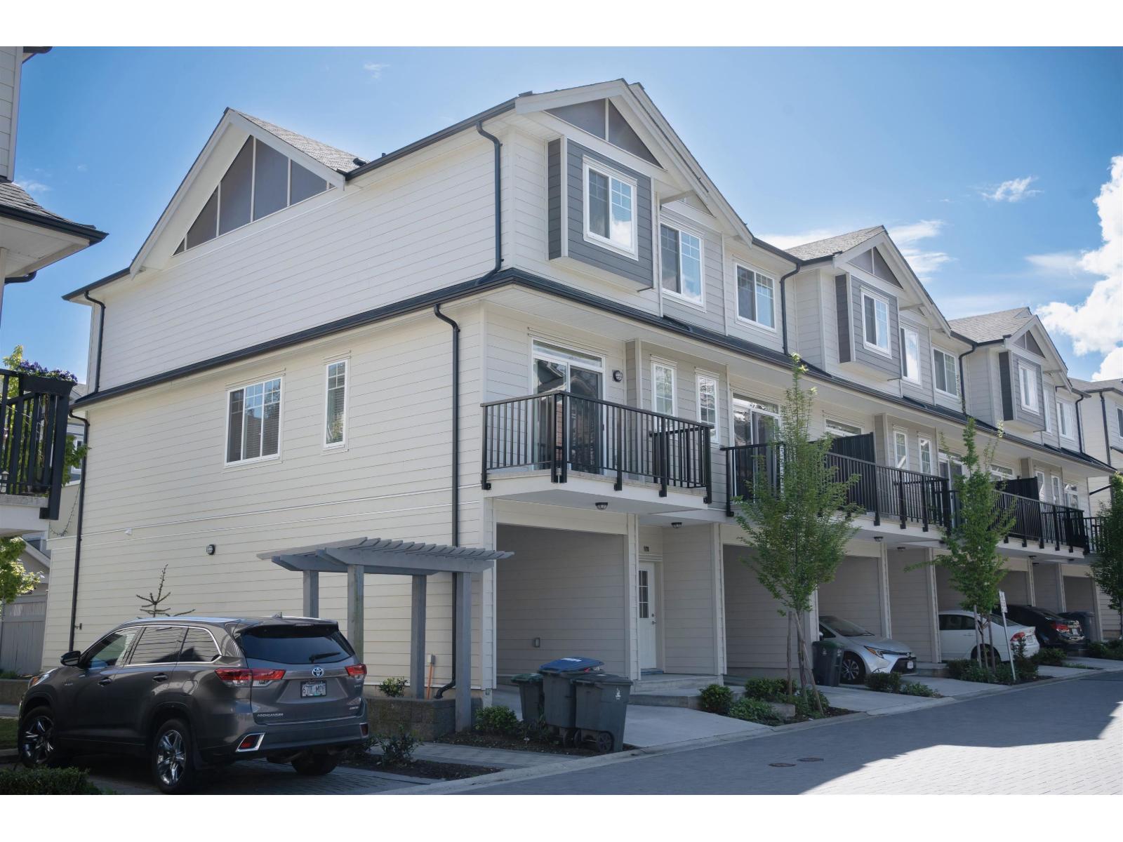 176 13898 64 Avenue, Surrey, British Columbia  V3W 1L6 - Photo 1 - R3157463