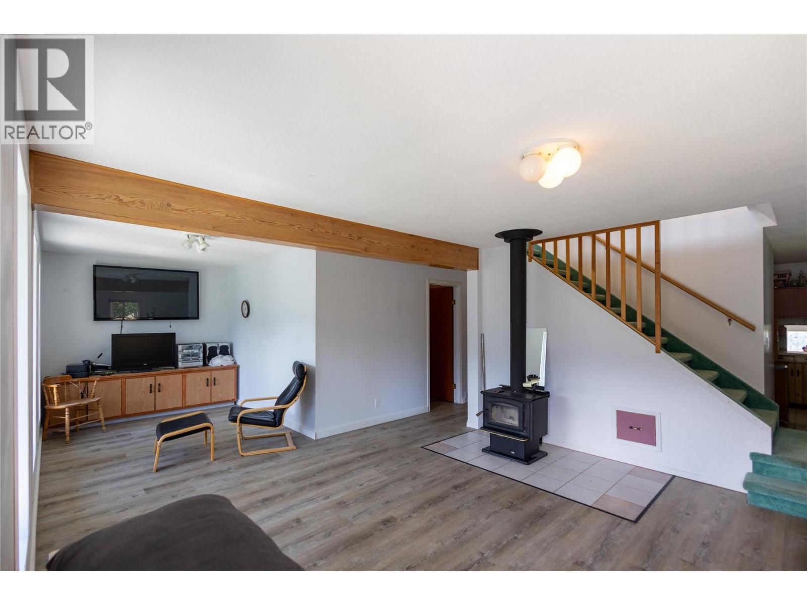 6728 3a Highway, Nelson, British Columbia V1L 6S2 - Photo 52 - 10387939