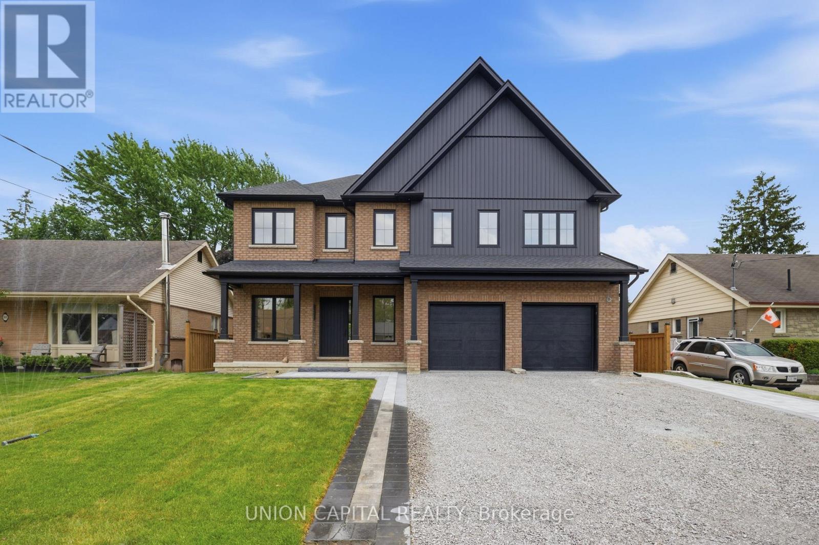 106 Hawthorn Avenue, Whitchurch-Stouffville, Ontario  L4A 4S9 - Photo 3 - N13584964