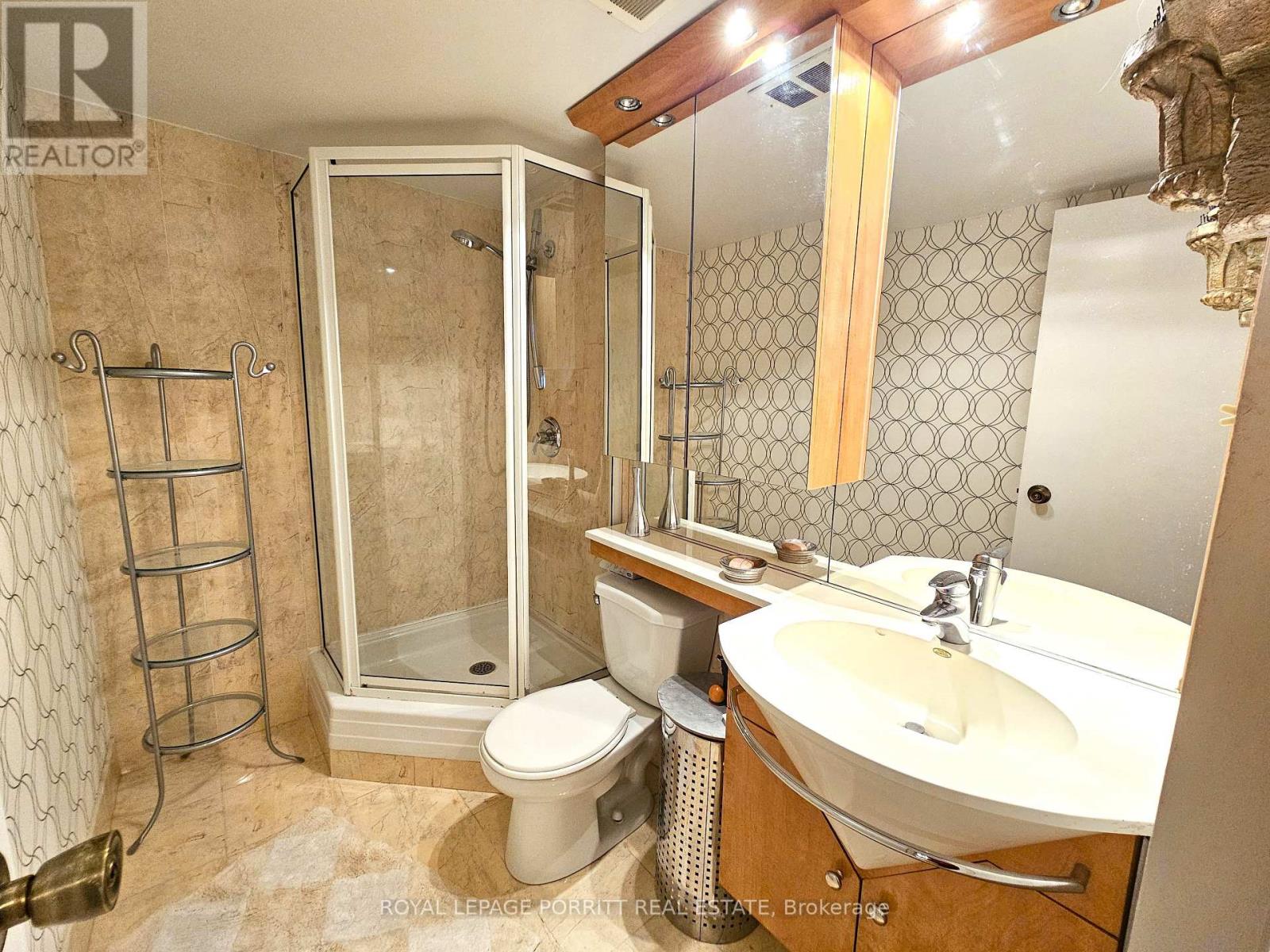 1704 - 1535 Lakeshore Road E, Mississauga, Ontario  L5E 3E2 - Photo 20 - W13635610