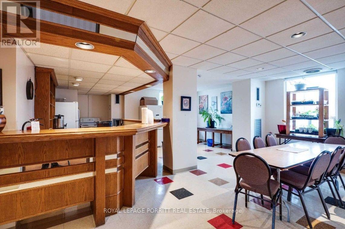 1704 - 1535 Lakeshore Road E, Mississauga, Ontario  L5E 3E2 - Photo 29 - W13635610