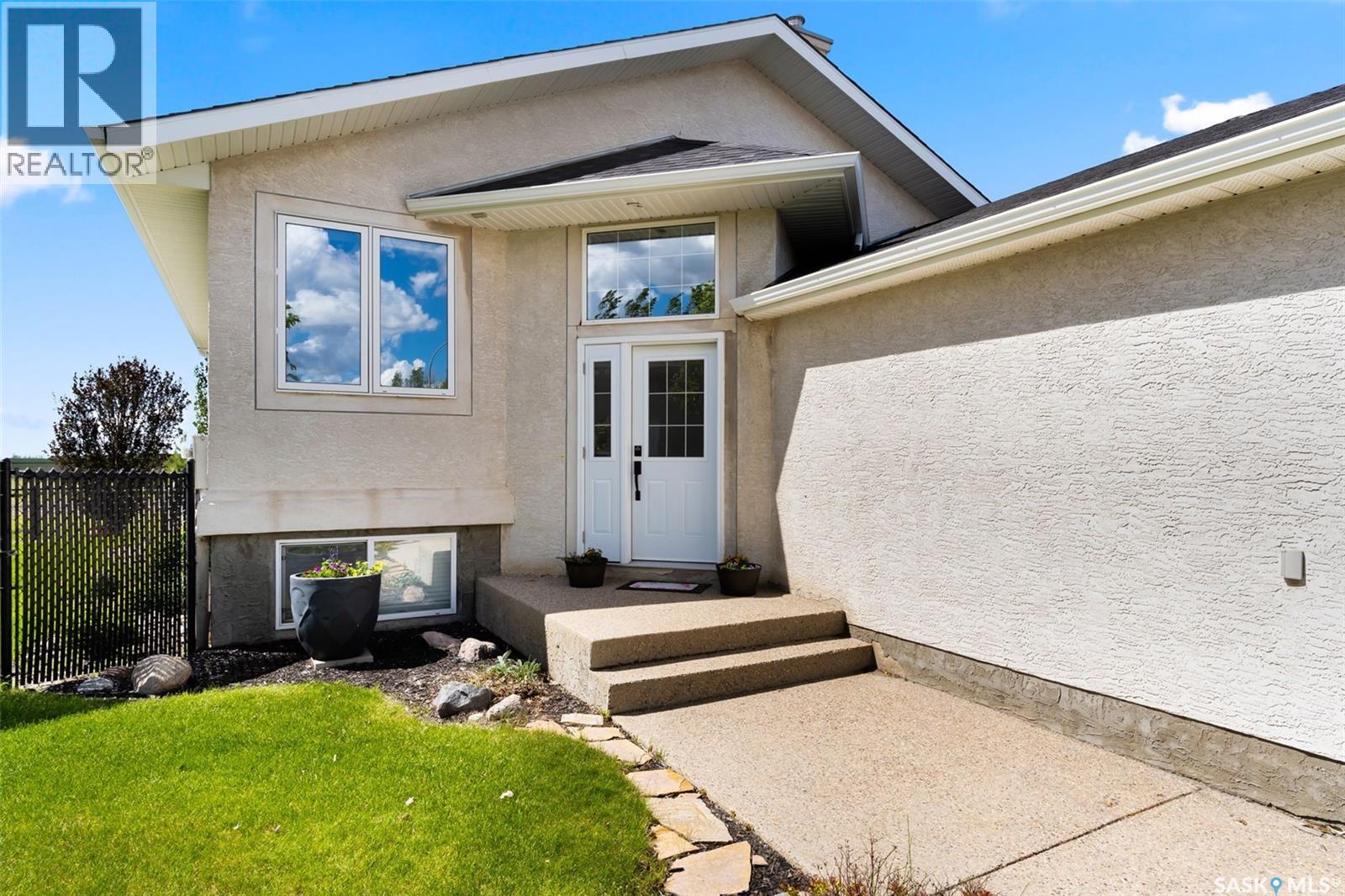 18 Marwood Bay, Balgonie, Saskatchewan S0G 0E0 - Photo 3 - SK046174