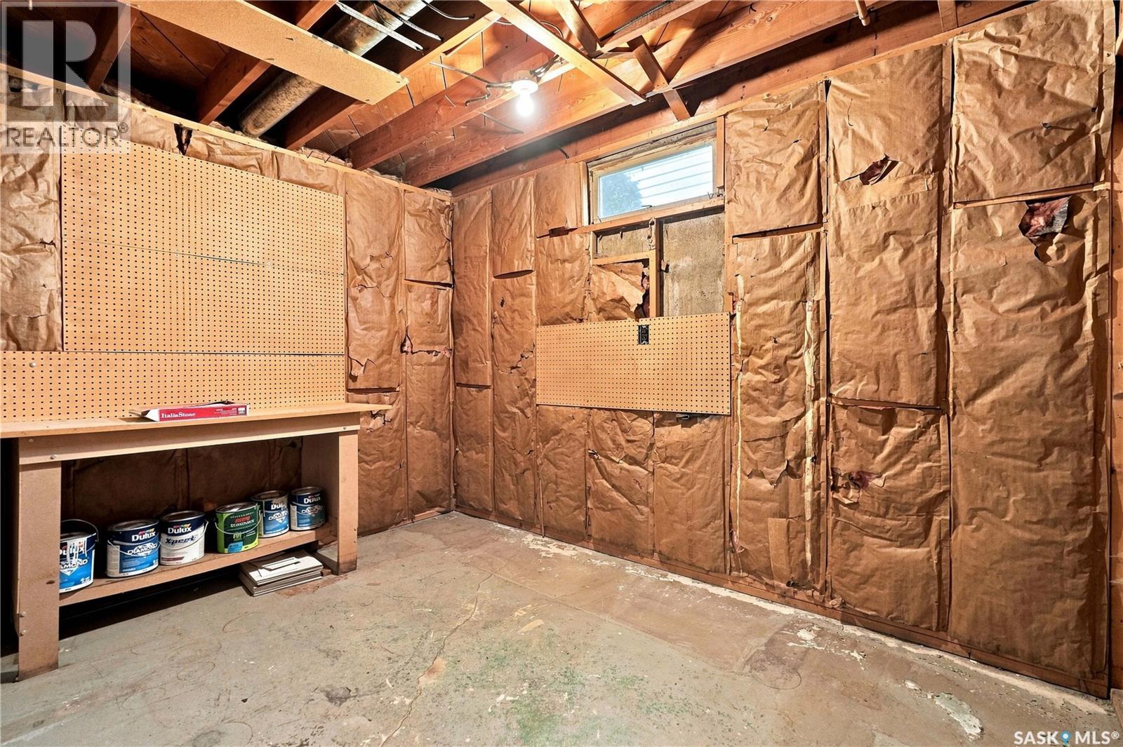 219 Cambridge Avenue, Regina, Saskatchewan  S4N 0L6 - Photo 33 - SK046157