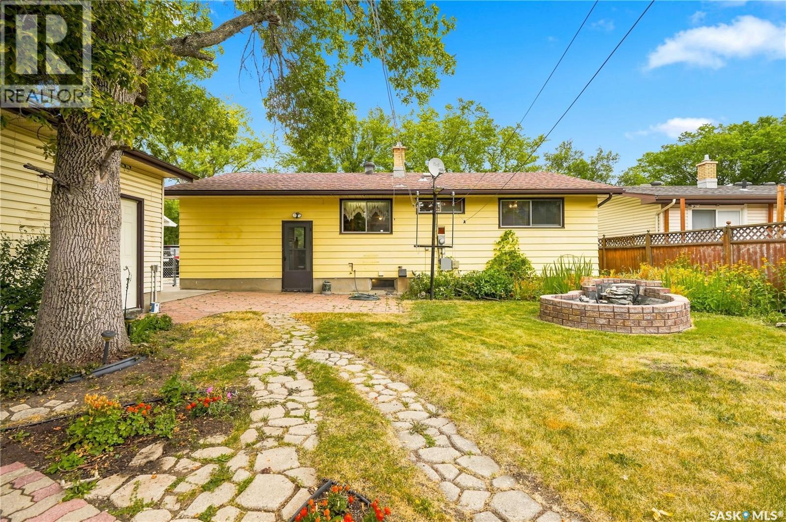 219 Cambridge Avenue, Regina, Saskatchewan  S4N 0L6 - Photo 38 - SK046157