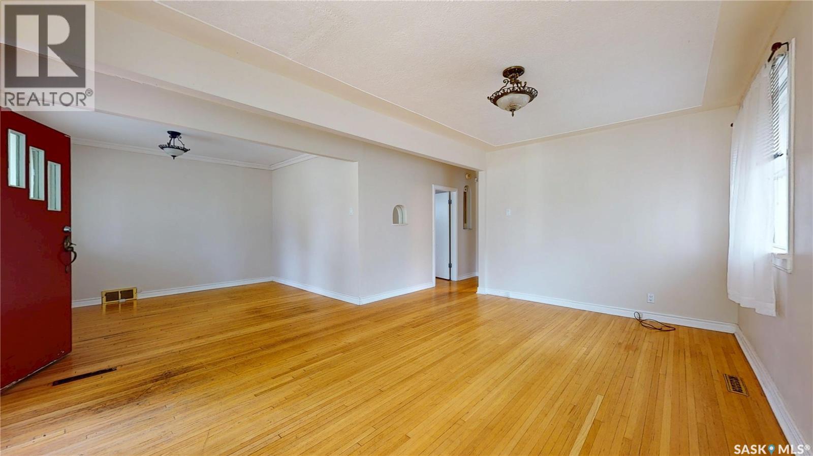2255 Queen Street, Regina, Saskatchewan  S4T 4C6 - Photo 2 - SK046132