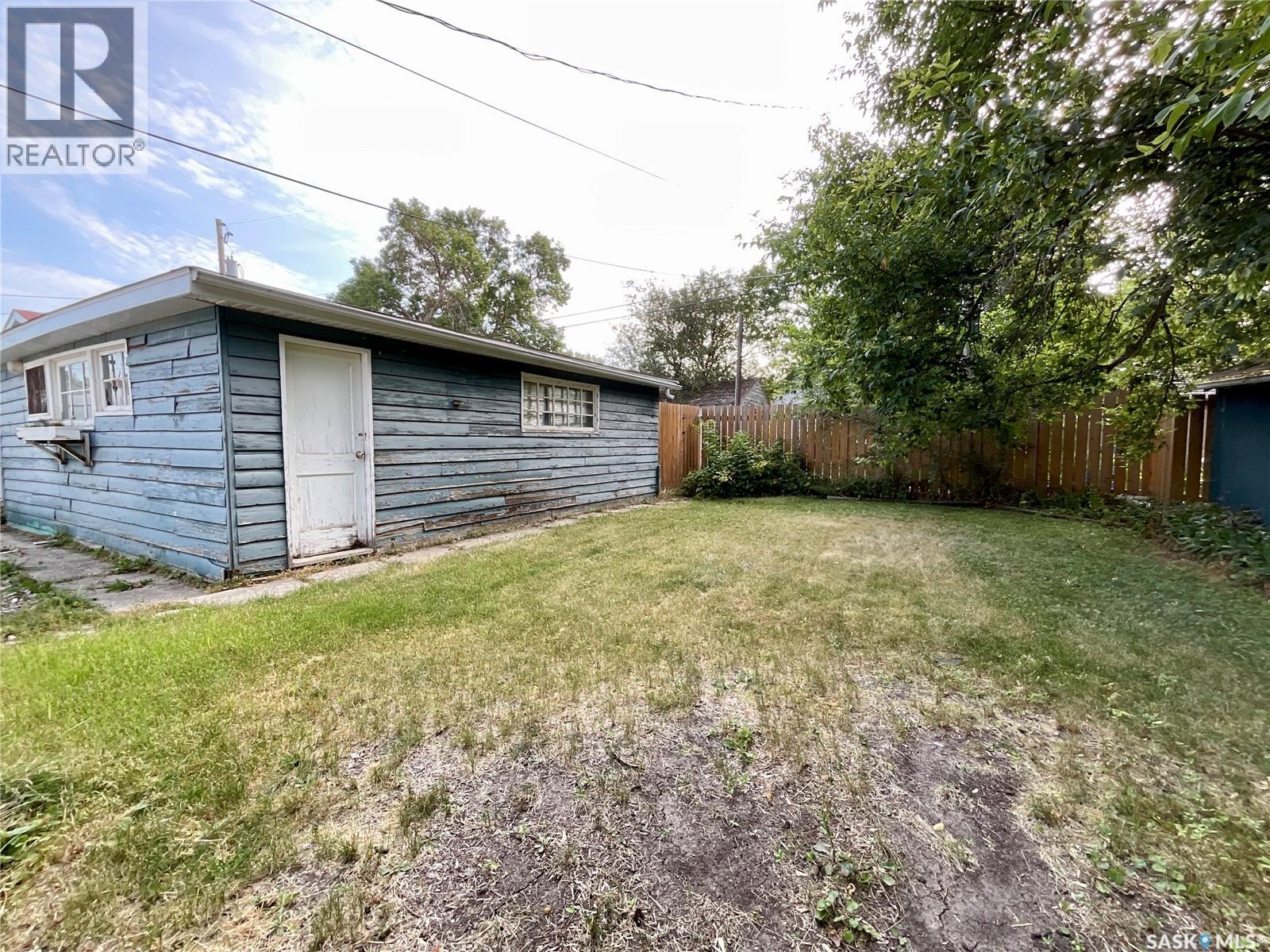2255 Queen Street, Regina, Saskatchewan  S4T 4C6 - Photo 37 - SK046132