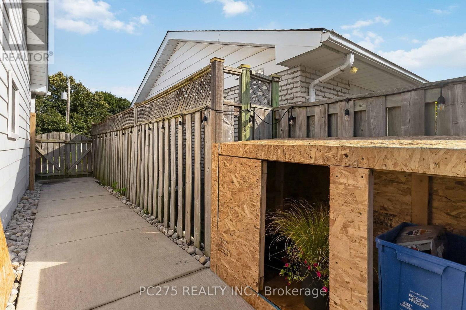 5 Field Road, London South, Ontario  N6P 1C4 - Photo 41 - X13696424