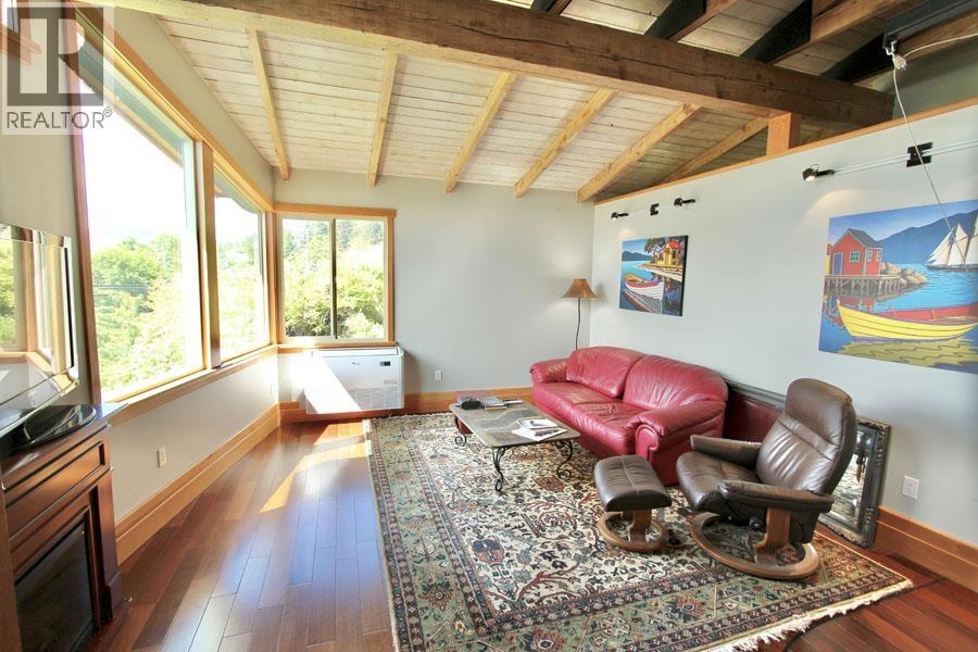 3409 Oceanview Drive, Daajing Giids City, British Columbia  V0T 1S0 - Photo 6 - R3157413
