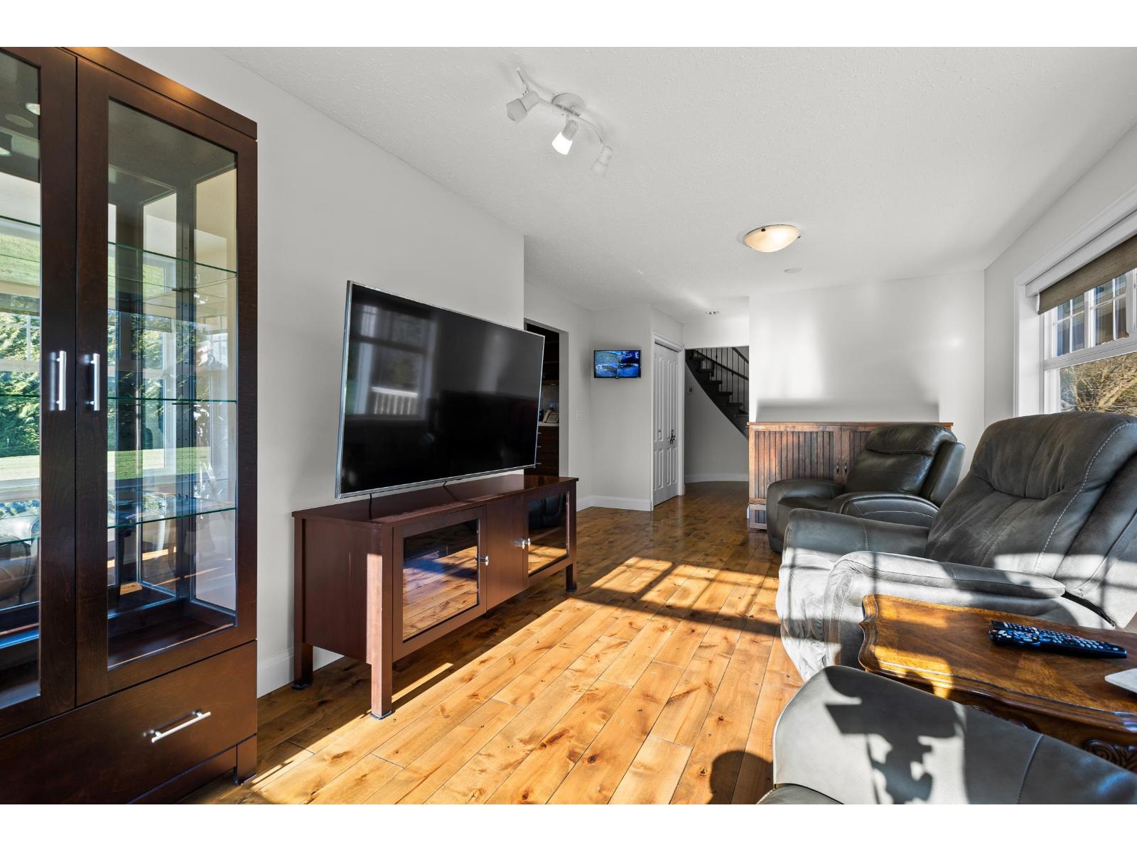 2473 240 Street, Langley, British Columbia  V2Z 3B6 - Photo 8 - R3157200