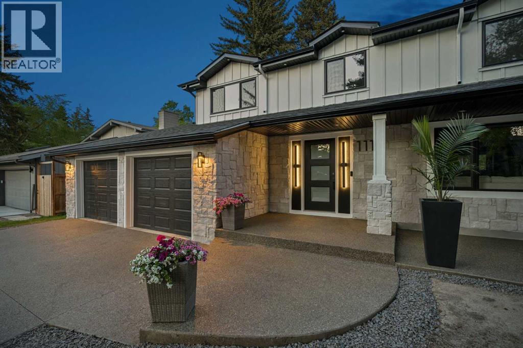 111 Canata Close SW, Calgary, Alberta  T2W 1P8 - Photo 2 - A2329814