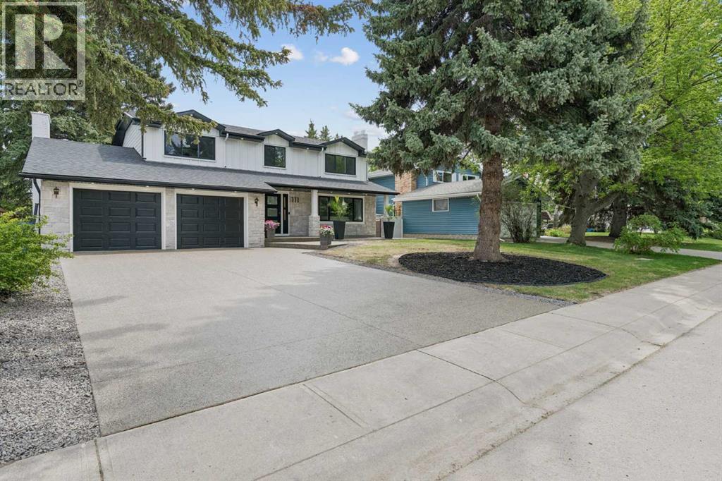 111 Canata Close SW, Calgary, Alberta  T2W 1P8 - Photo 4 - A2329814