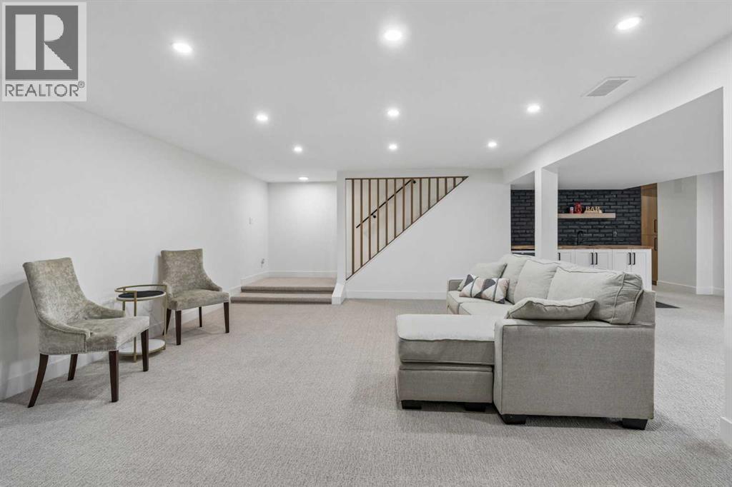 111 Canata Close SW, Calgary, Alberta  T2W 1P8 - Photo 36 - A2329814