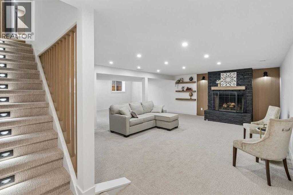 111 Canata Close SW, Calgary, Alberta  T2W 1P8 - Photo 35 - A2329814