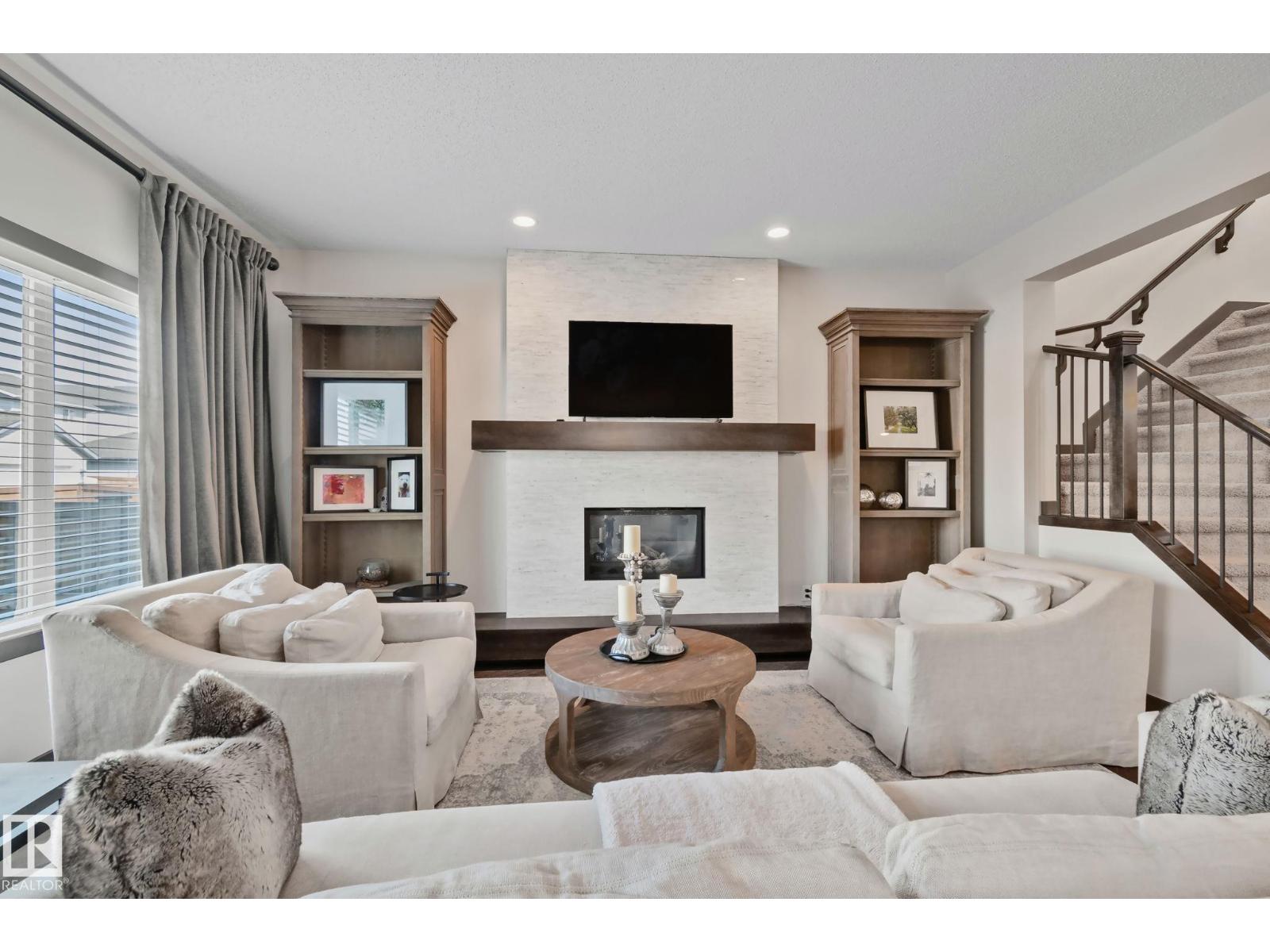 1337 Secord Ld NW, Edmonton, Alberta  T5T 5W7 - Photo 3 - E4504615