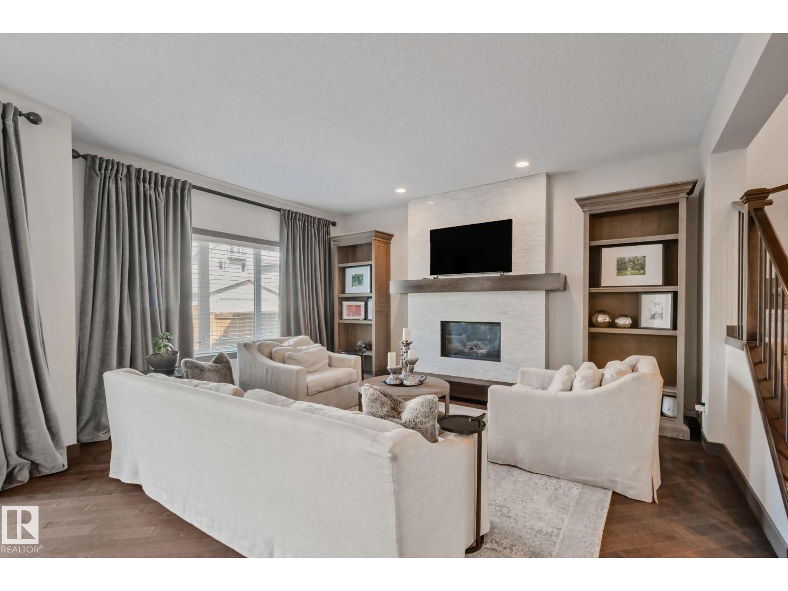 1337 Secord Ld NW, Edmonton, Alberta  T5T 5W7 - Photo 2 - E4504615