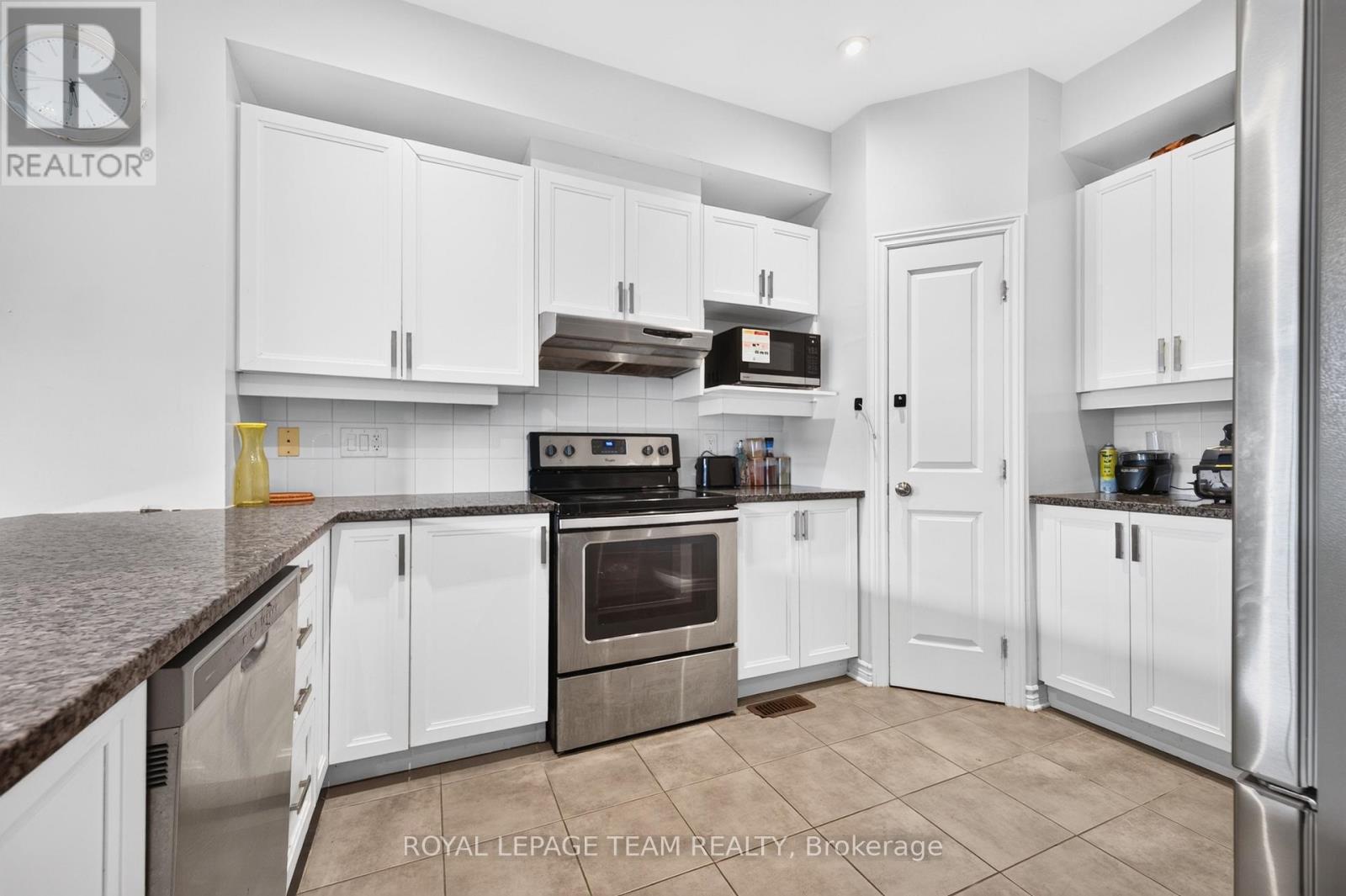 132 Larimar Circle, Ottawa, Ontario  K1X 0B7 - Photo 5 - X13696416