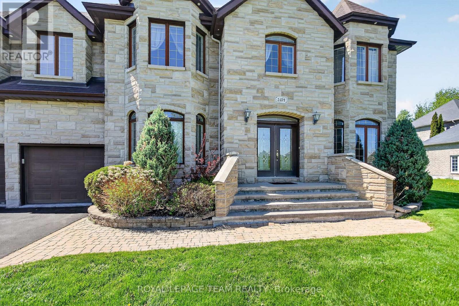 5472 Wicklow Drive, Ottawa, Ontario  K4M 1C4 - Photo 2 - X13696430